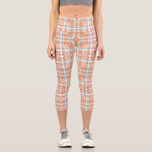 Repetitive leaf Motifs  patterndesign Capri Leggings