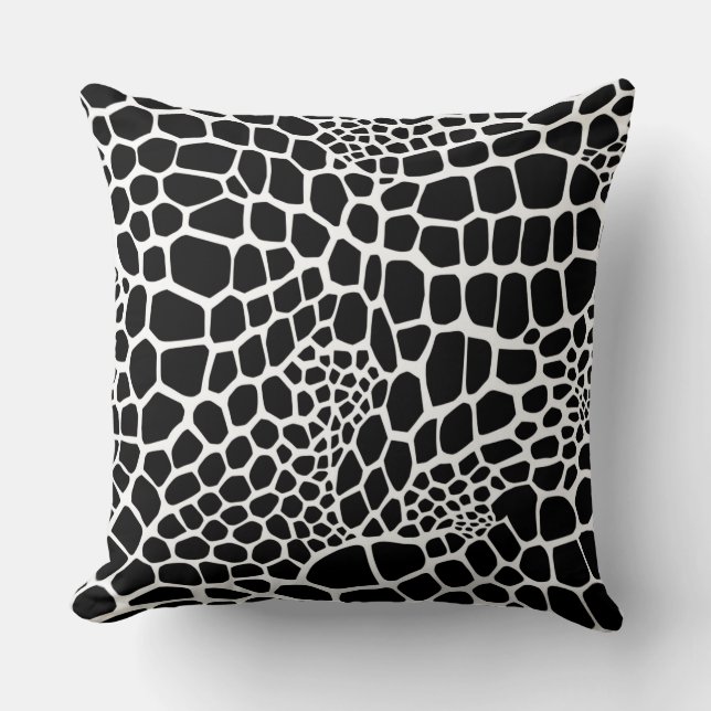 Reptile animal print throw pillow (Front)