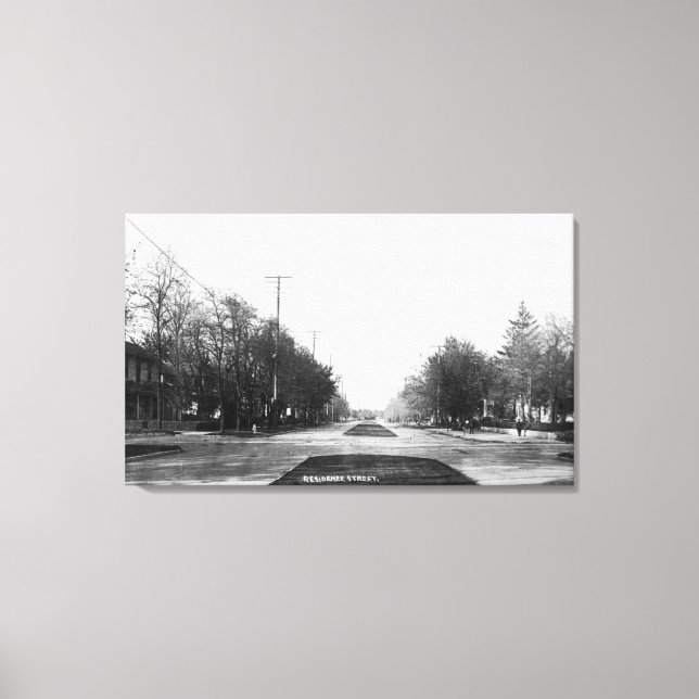 Residence Street Scene Canvas Print (Front)