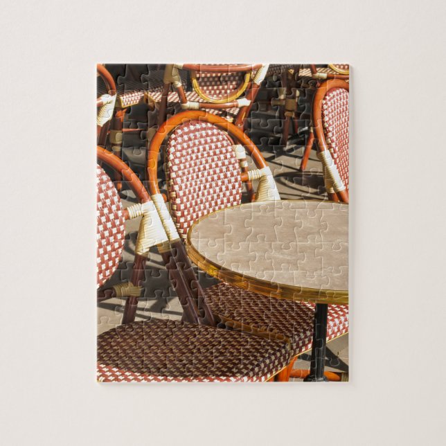Restaurant table jigsaw puzzle (Vertical)