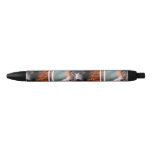 Resting Red Ruffed Lemur Pen