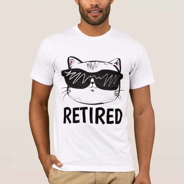 RETIRED CAT T-SHIRTS FUNNY (Front)