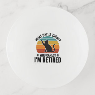 Retired Cat Vintage Sunset Funny Quote T-Shirt Des Trinket Tray