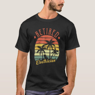 Retired Electrician Retro Vintage For Men Dad T-Shirt