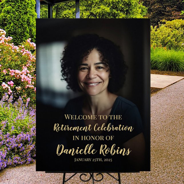 Retirement party welcome sign with photo (Creator Uploaded)