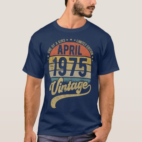 Reto Vintage 46th Birthday Born in April 1975 T_Shirt