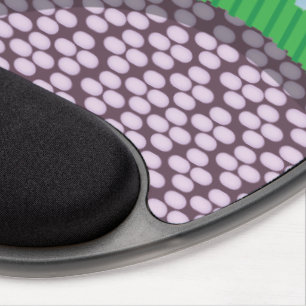 Retro 1980s video game graphic gel mouse pad