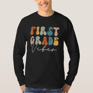 Retro 1st Grade Vibes Back To School Teacher Stude T-Shirt