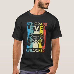 Retro 5Th Grade Level Unlocked Game Back To School T-Shirt