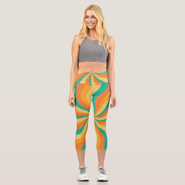 Retro 70s Sunburst Colorful Background Capri Leggings (Front)