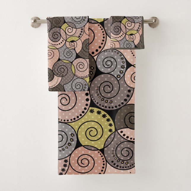 Retro, abstract bath towel set (Insitu)