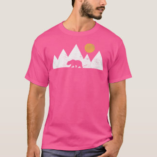 Retro Abstract Bear Mountains Sunset Mens Hiking C T-Shirt