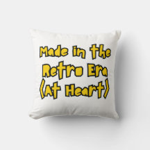 Retro Aesthetic Throw Pillow – Minimalist Vintage