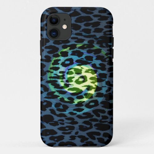 Retro animal print skin texture of leopard iPhone 11 case