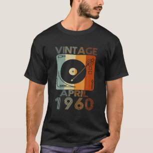 Retro April 1960 T 61St Birthday Gift 61 Years Old T-Shirt