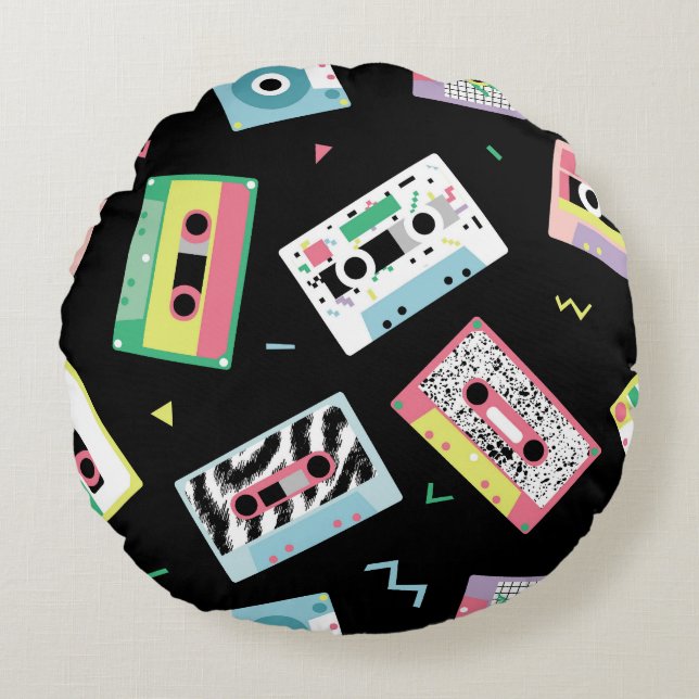 Retro audio tapes, 80s style pattern. round pillow (Front)