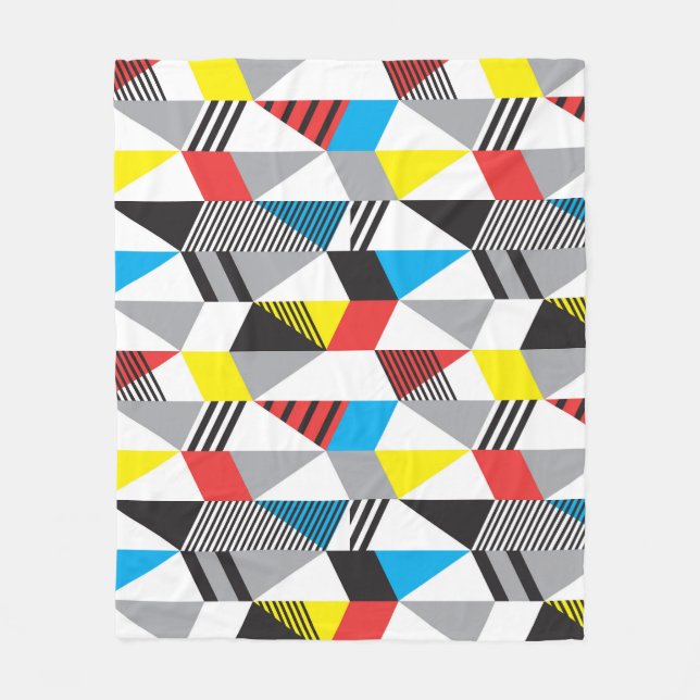 Retro Bauhaus Style: Seamless Abstract Fleece Blanket (Front)