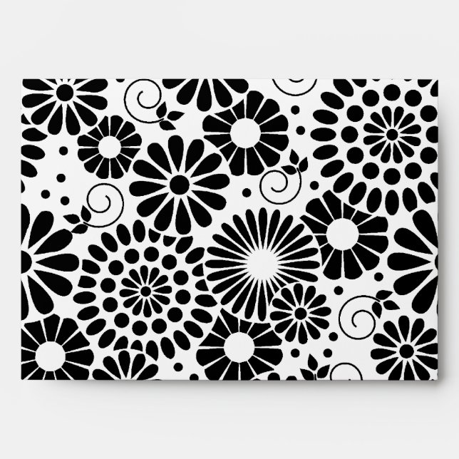 Retro Black and White Chic Folk Flowers Pattern Envelope (Front)