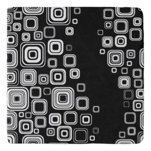 Retro black and white squares trivet