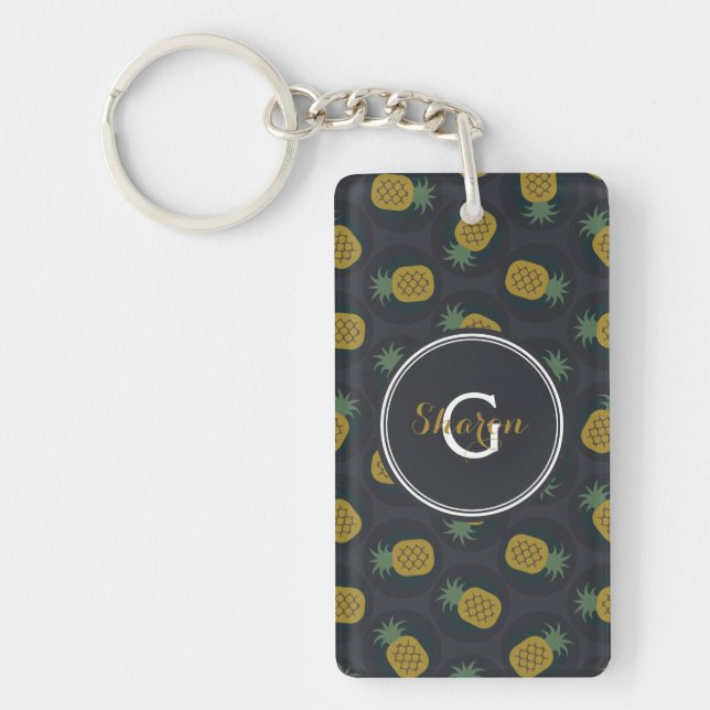 Retro black gold pineapple patterns monogram keychain (Front)