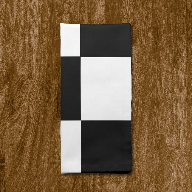 Retro Black n White Checkerboard Pattern Napkins (Creator Uploaded)