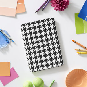 Retro Black White Houndstooth Weaving Pattern iPad Pro Cover