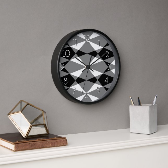 Retro Black White Triangle Squares Mosaic Pattern Clock (Office)