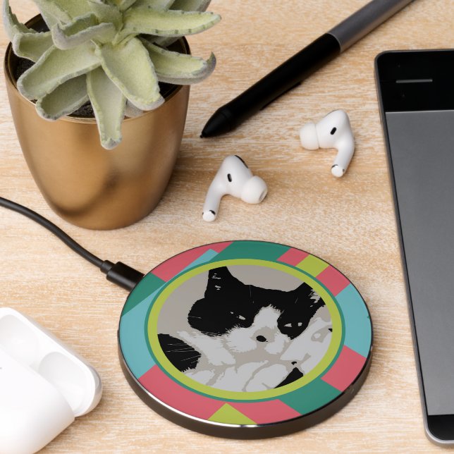 Retro Blocked Design Set 1 Wireless Charger (Desk 2)