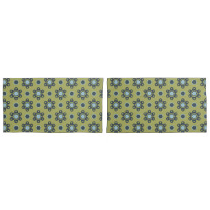 Retro Blue & Black Daisies on Green Floral Pattern Pillow Case