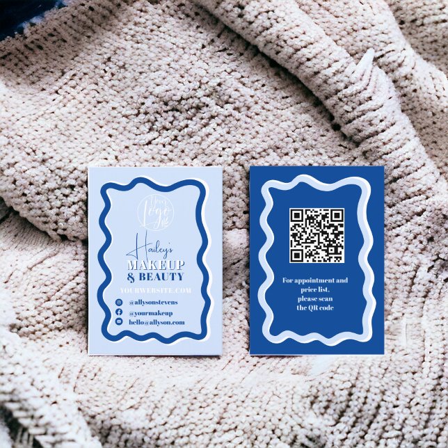Retro blue curve squiggle wavy makeup beauty business card (Retro blue curve squiggle wavy makeup beauty business card)