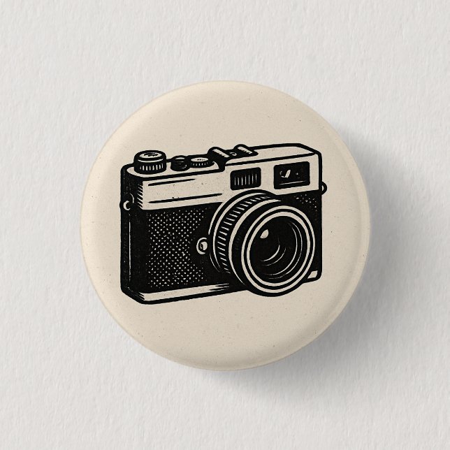 Retro Camera Button – Vintage Photography Badge (Front)
