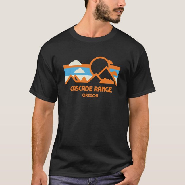 Retro Cascade Range Oregon Mountain Range Sunset T-Shirt (Front)
