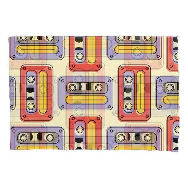 Retro cassette tapes: seamless pattern. pillow case (Front)