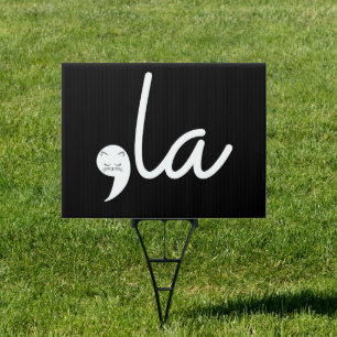 Retro Cat Comma La Kamala Harris For President 24 Sign