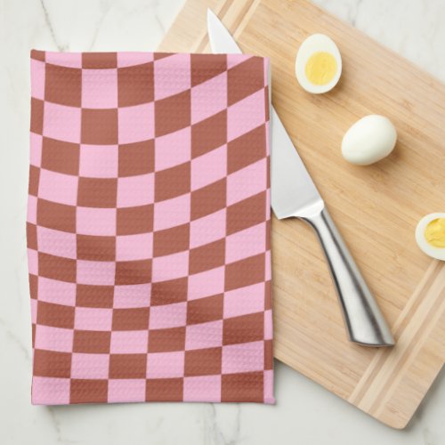 Retro Check Pattern Pink And Brown Checkerboard Kitchen Towel