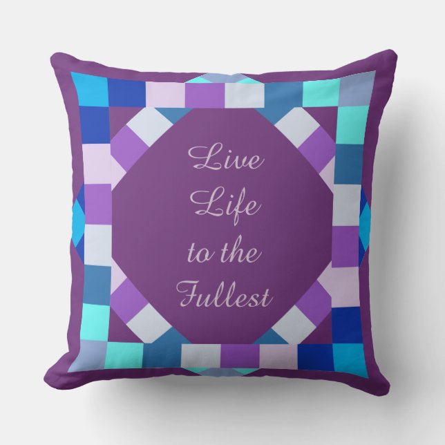 Retro Checkered Decorative Pillow (Front)