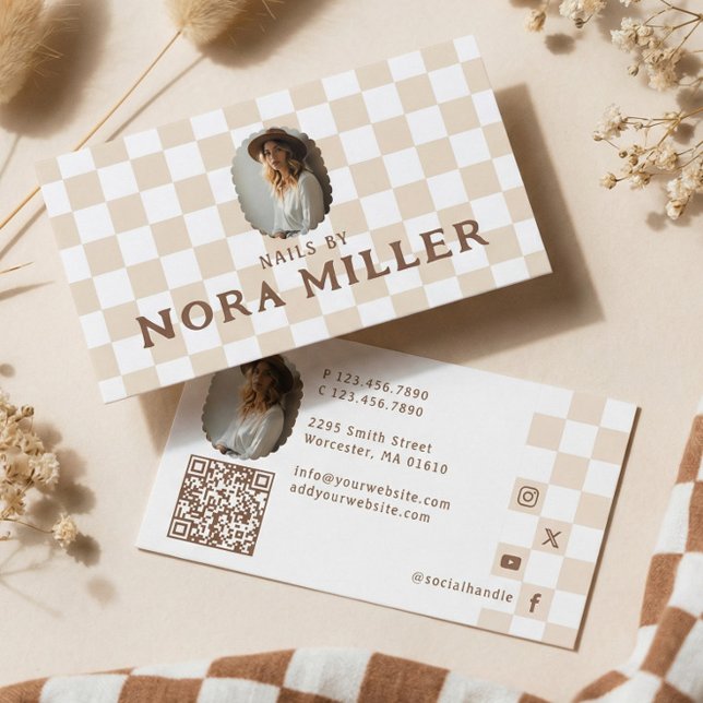 Retro Checkered Pattern Nail Beauty Artist Photo Business Card (Retro Checkered Pattern Nail Beauty Artist Photo Business Card)