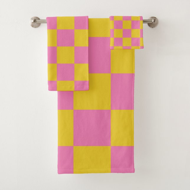 Retro Checkered Pink Yellow  Bath Towel Set (Insitu)