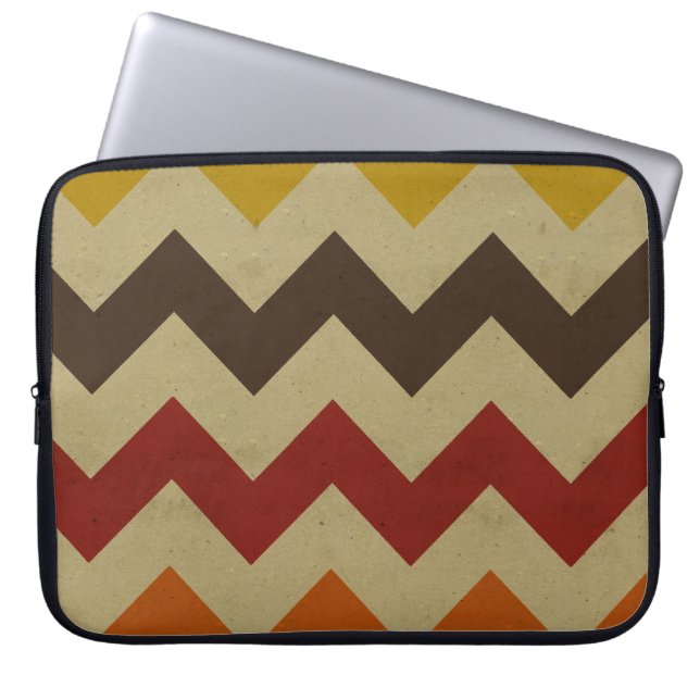 Retro chevron zigzag stripes zig zag pattern chic laptop sleeve (Front)