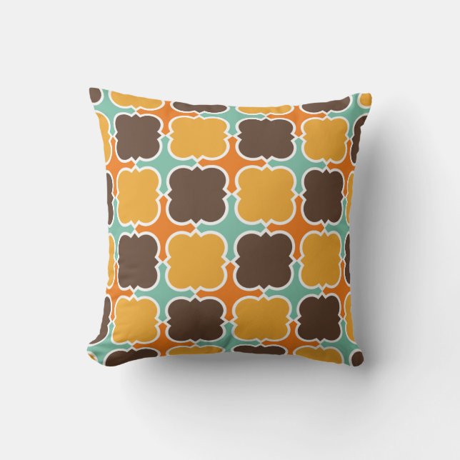 Retro Colors Barbed Quatrefoil Pattern Throw Pillow (Front)