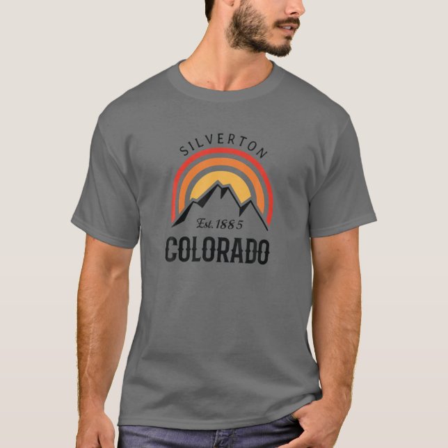 Retro Cool Silverton Colorado Rocky Mountains Nove T-Shirt (Front)