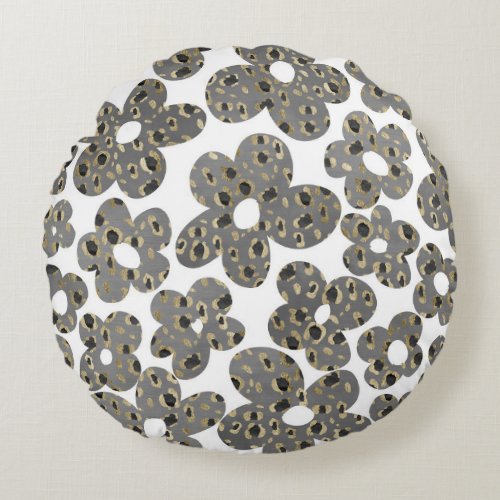 Retro Daisies Animal Print Glam 1 retro flower  Round Pillow