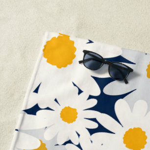 Retro Daisy Floral Pattern Beach Towel
