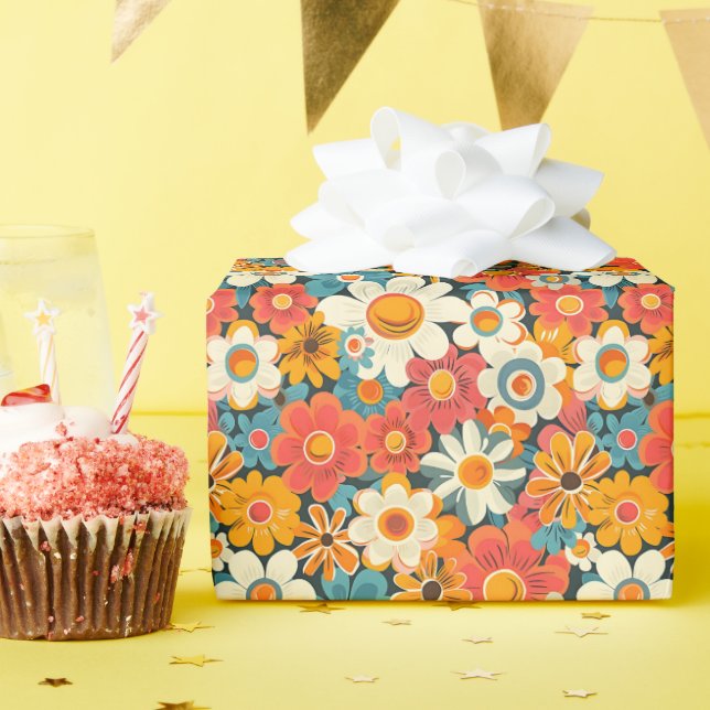 Retro Daisy Floral Wrapping Paper (Birthday Party)