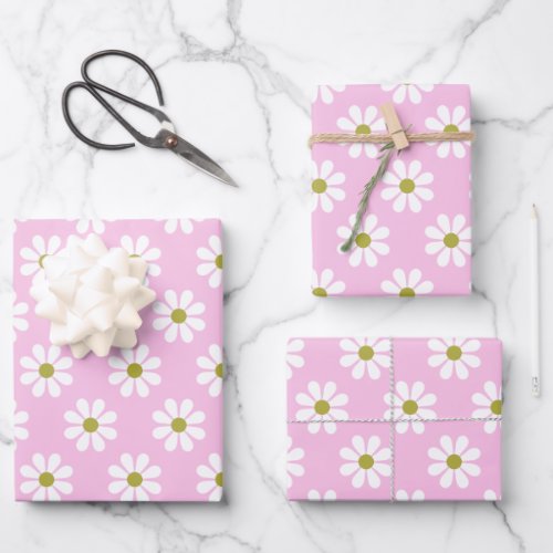 Retro Daisy Flower Pattern in Pink  Wrapping Paper Sheets