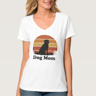 Retro Dog Mom T-Shirt – Vintage Sunse