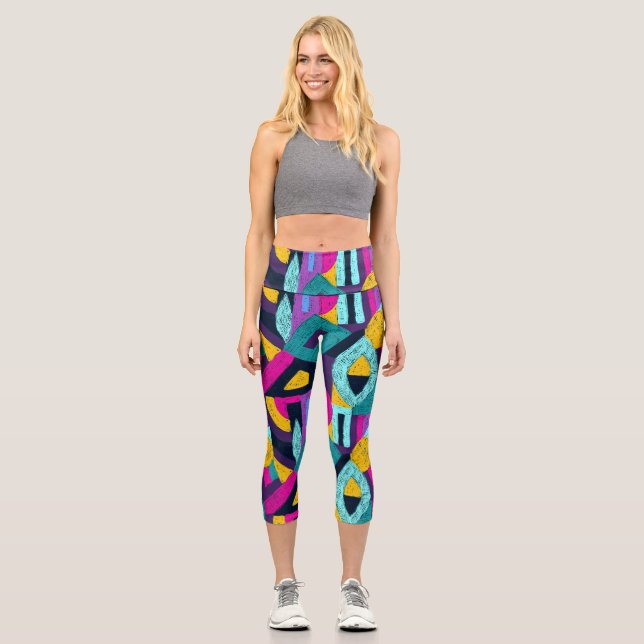 Retro doodles: geometric pop art. capri leggings (Front)