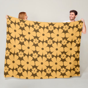 Retro Fall Daisy Floral Pattern Warm Earthy Brown Fleece Blanket