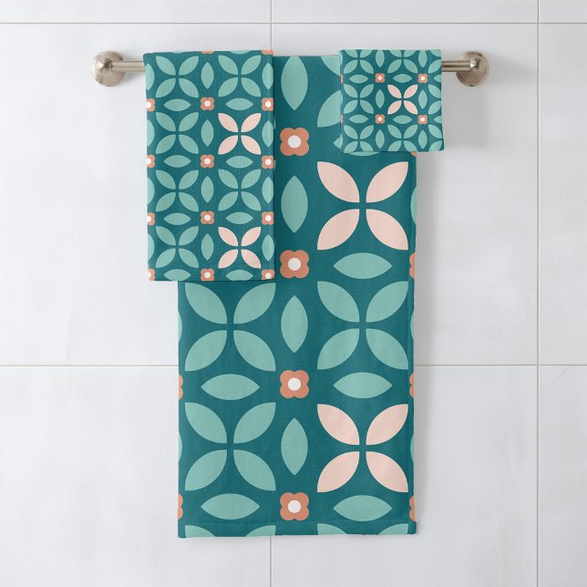 Retro Floral Geo Pattern Teal, Peach, Burnt Orange Bath Towel Set (Creator Uploaded)