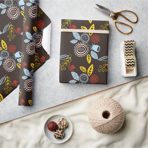 Retro Floral Pattern Wrapping Paper